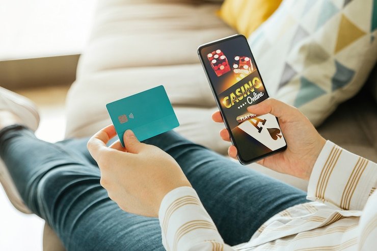 Koleksi permainan slot dan live dealer di surgaslot